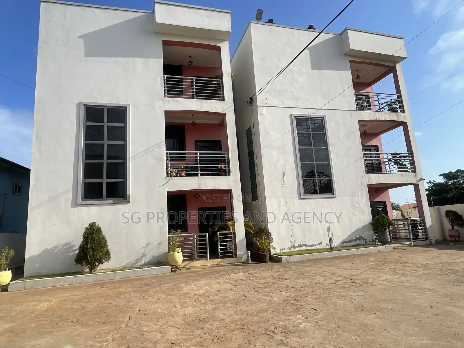 2bdrm Apartment in Tseaddo, Accra Metropolitan for rent in Accra Metropolitan