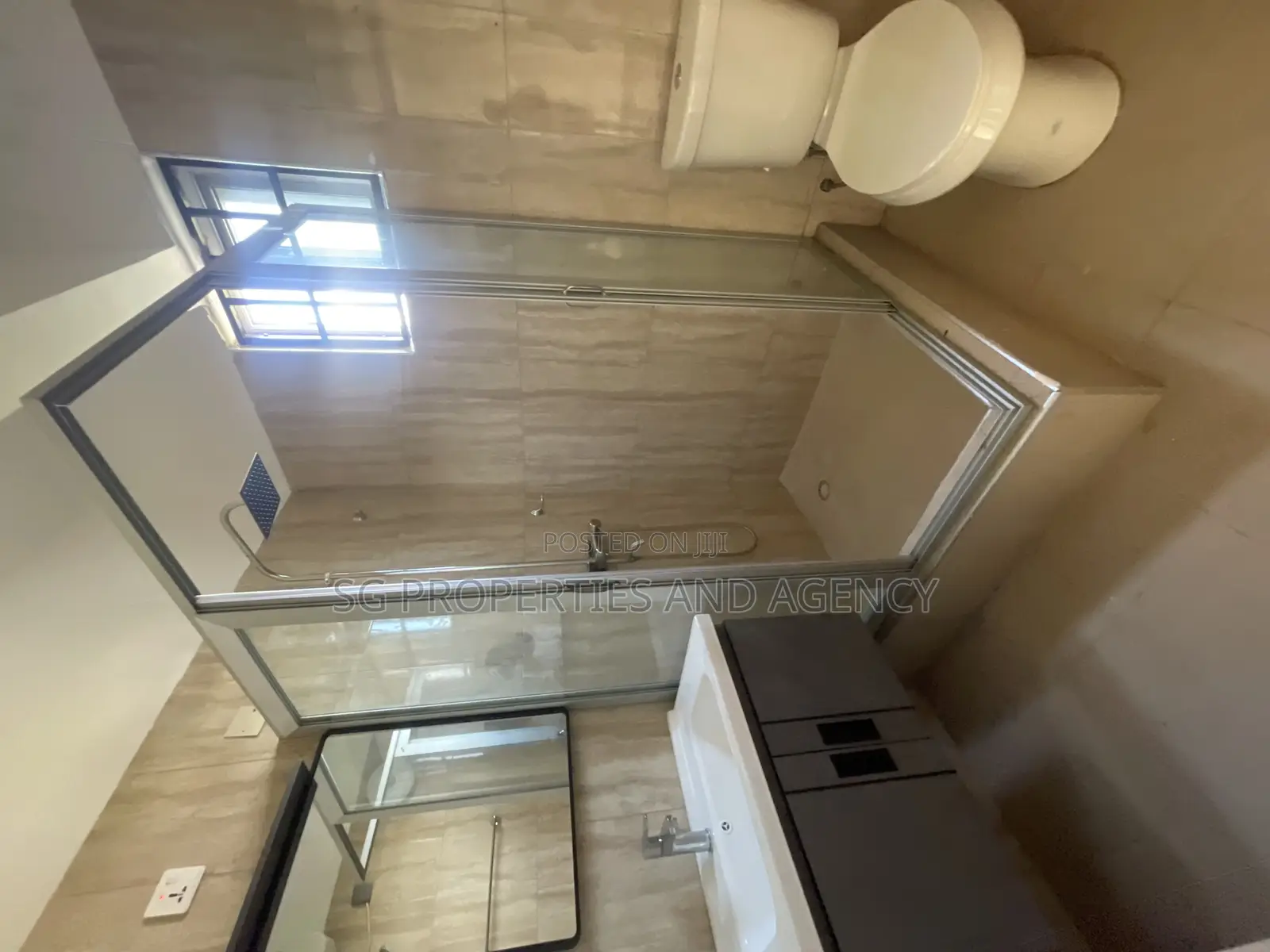 3bdrm Townhouse / Terrace in Tseaddo, Accra Metropolitan for rent in Accra Metropolitan