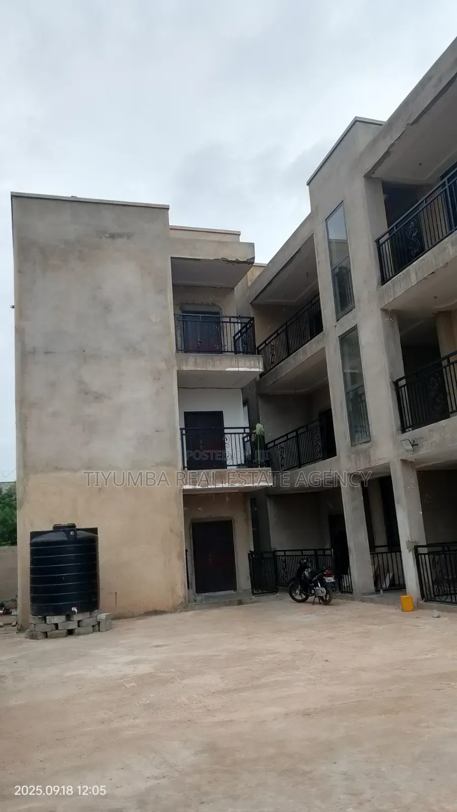1bdrm Apartment in Tiyumba Agency., East Legon for rent in East Legon