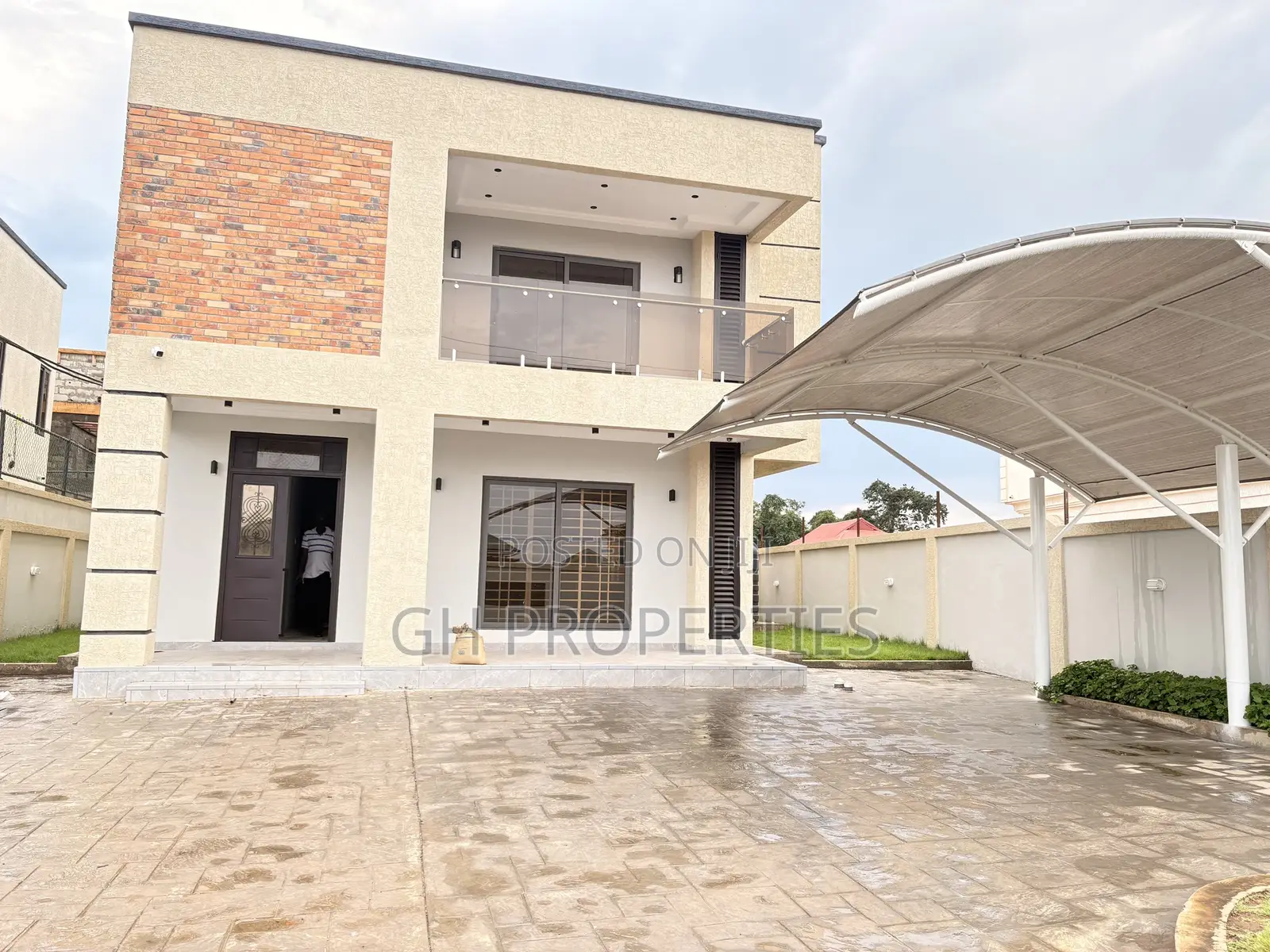 3bdrm House in Paraku Estate., Kumasi Metropolitan for sale in Kumasi Metropolitan