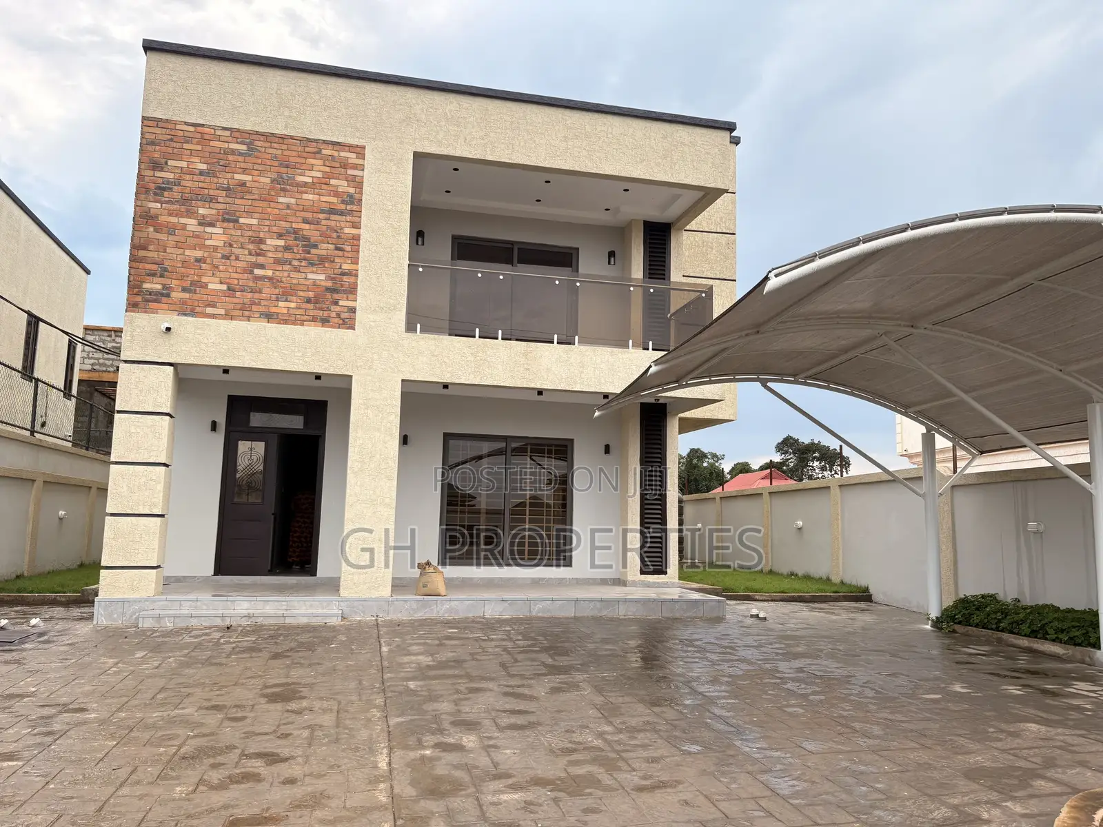 3bdrm House in Paraku Estate., Kumasi Metropolitan for sale in Kumasi Metropolitan