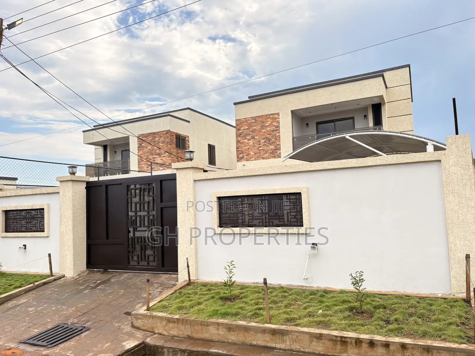 3bdrm House in Paraku Estate., Kumasi Metropolitan for sale in Kumasi Metropolitan