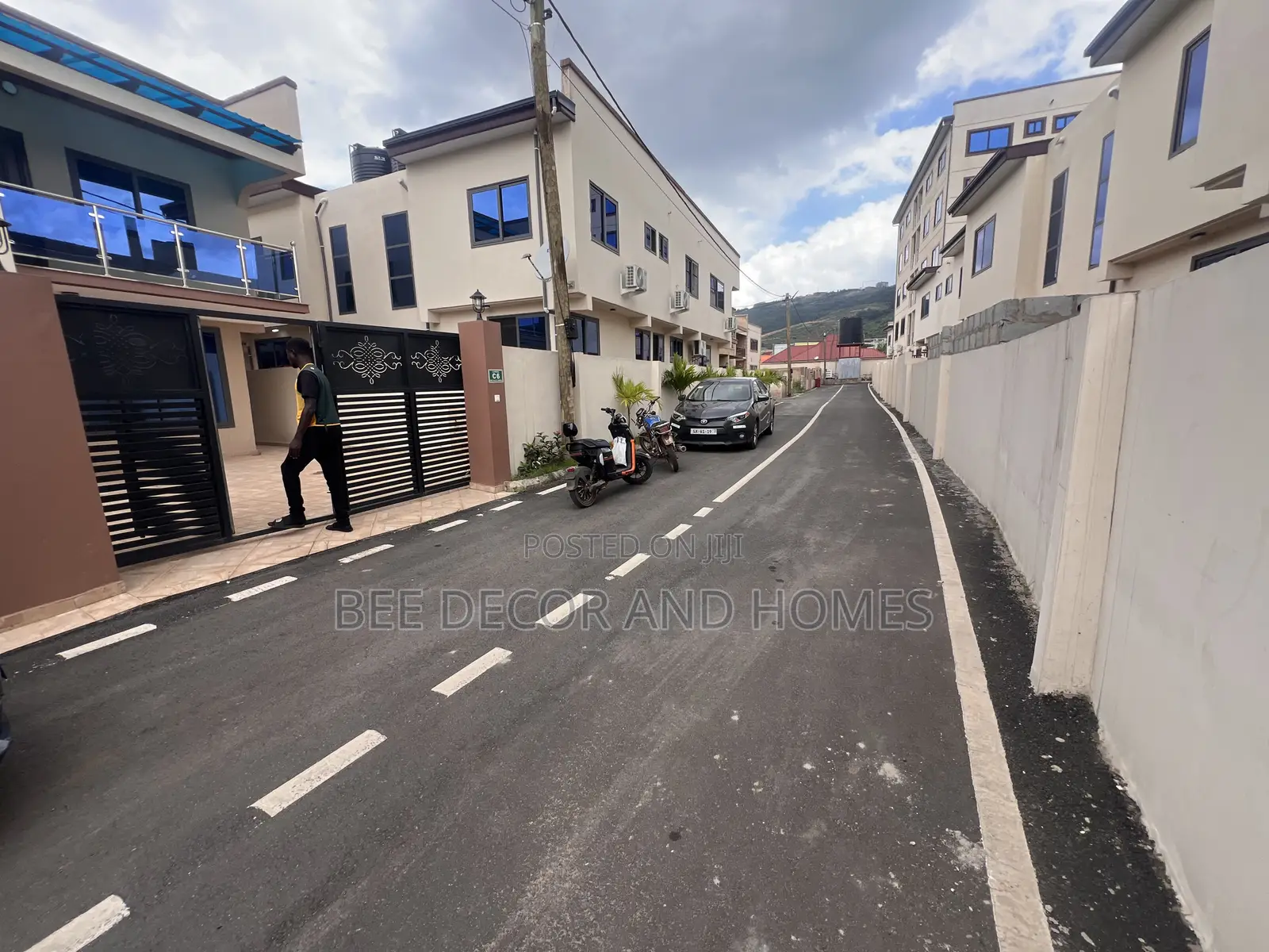 3bdrm Townhouse / Terrace in Bee Decor & Homes, Oyarifa for rent in Oyarifa