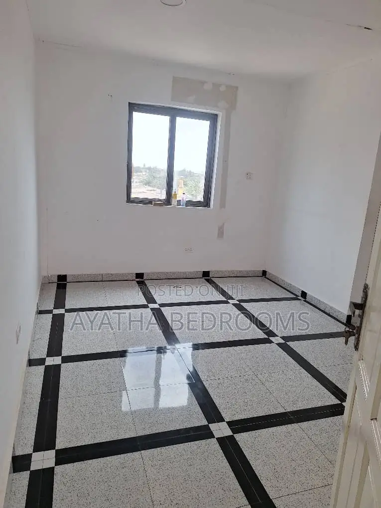 1bdrm Apartment in Modern Properties, New Town for rent in New Town