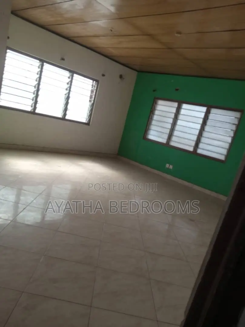 2bdrm Apartment in Modern Properties, New Town for rent in New Town