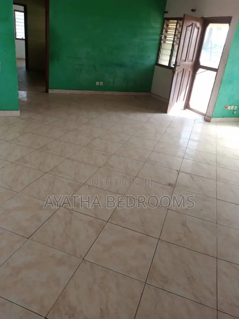 2bdrm Apartment in Modern Properties, New Town for rent in New Town
