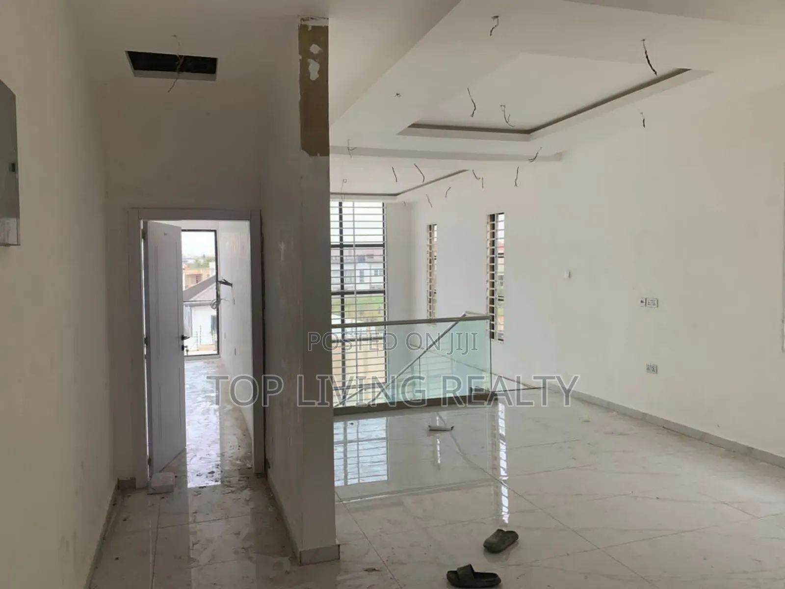 4bdrm Townhouse/Terrace in Legon Hills, Ashaley Botwe for sale in Ashaley Botwe