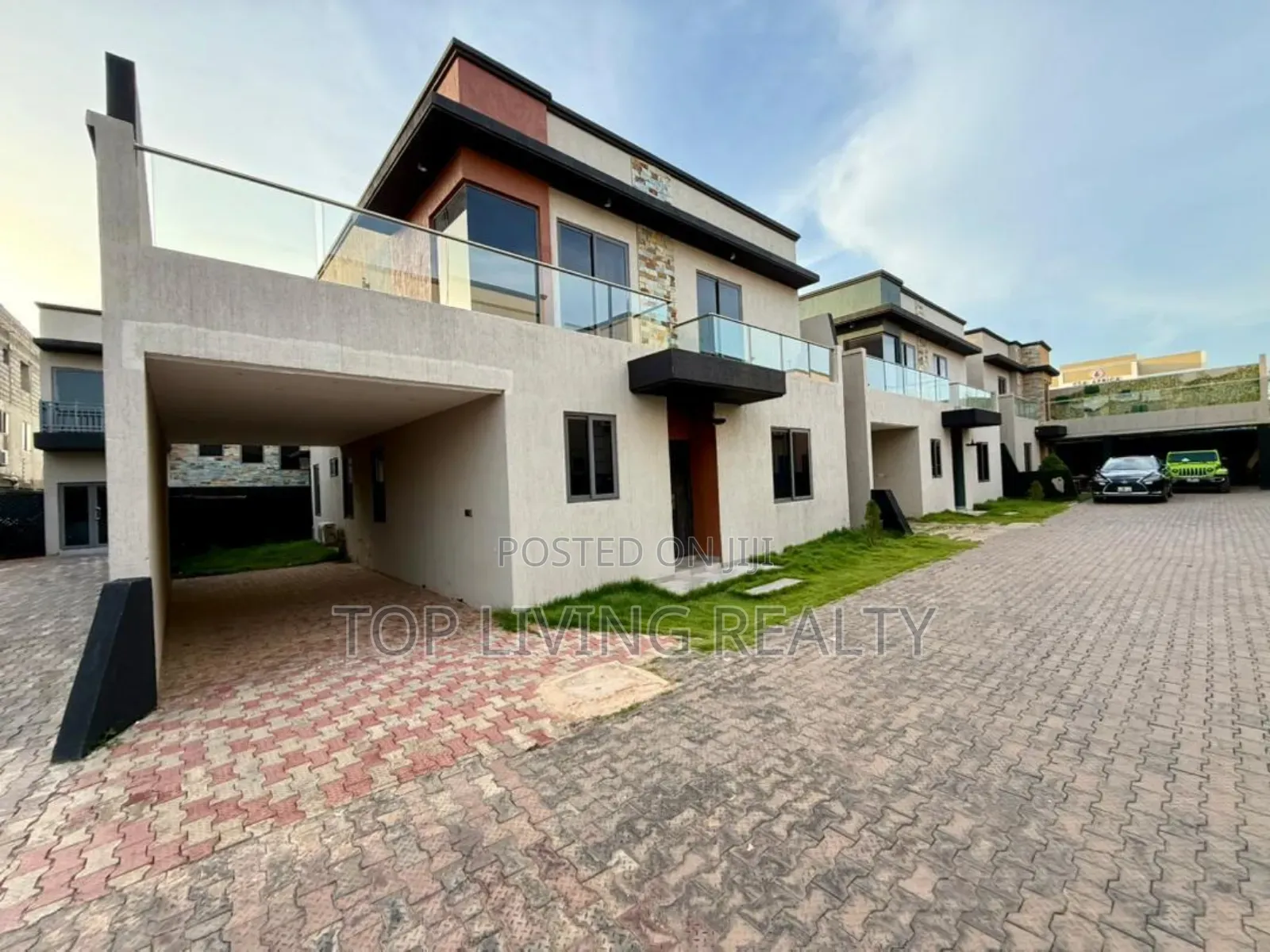 Furnished 4bdrm Duplex in Tseaddo, Trade Fair for rent in Trade Fair