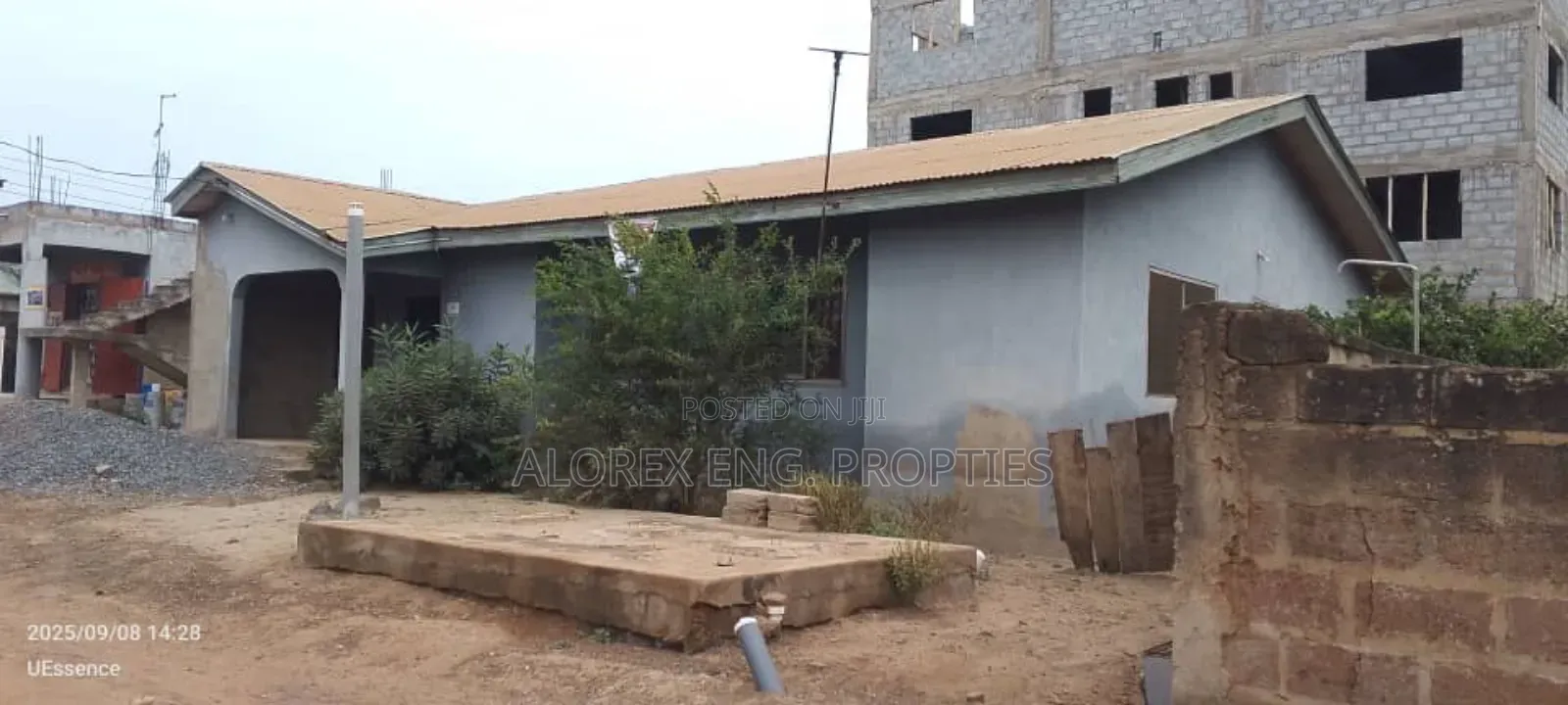 3bdrm House in Uncompleted, Tema Metropolitan for sale in Tema Metropolitan