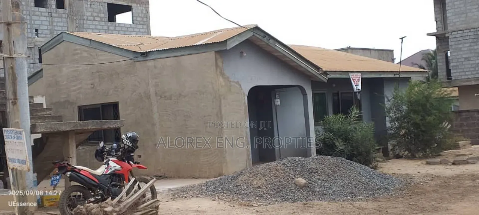 3bdrm House in Uncompleted, Tema Metropolitan for sale in Tema Metropolitan