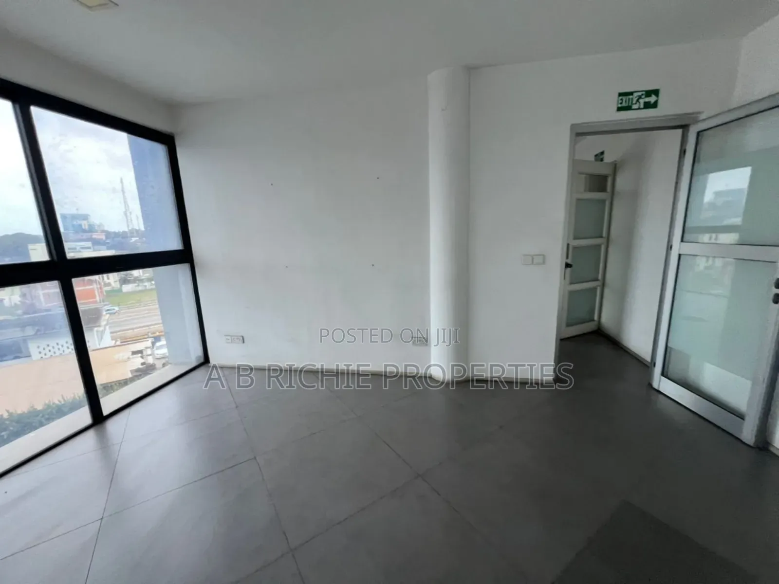 Commercial Office Space for Sale in Kanda