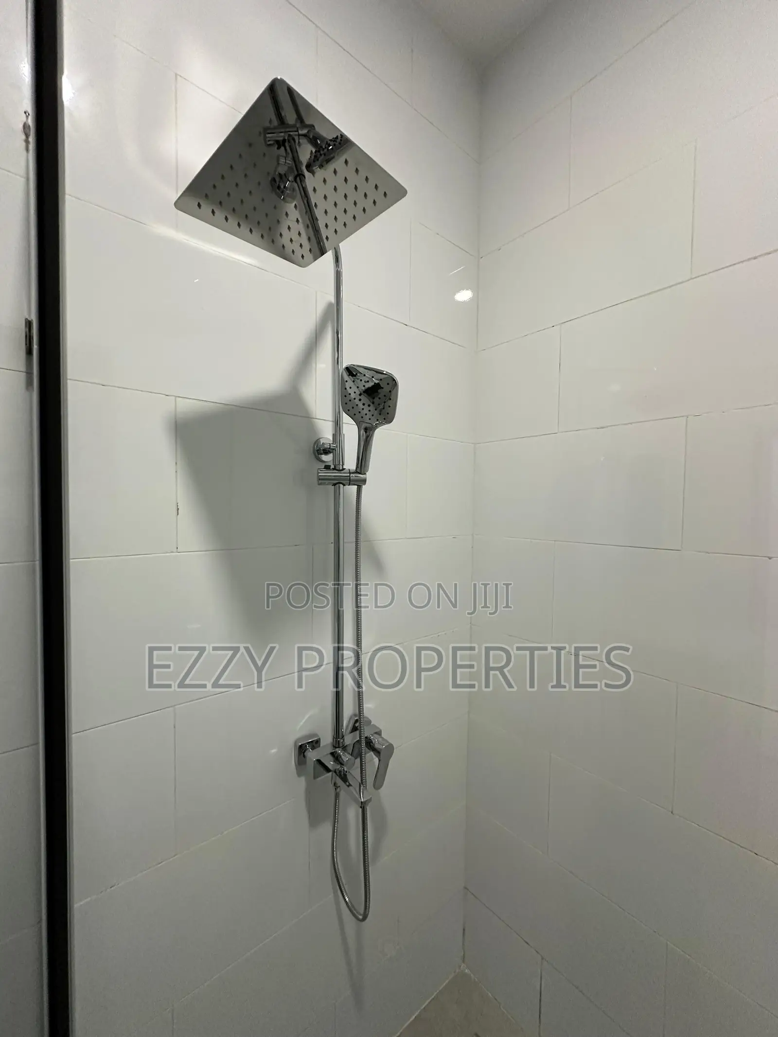 4bdrm House in Lakeside Estate, Ashaley Botwe for sale in Ashaley Botwe