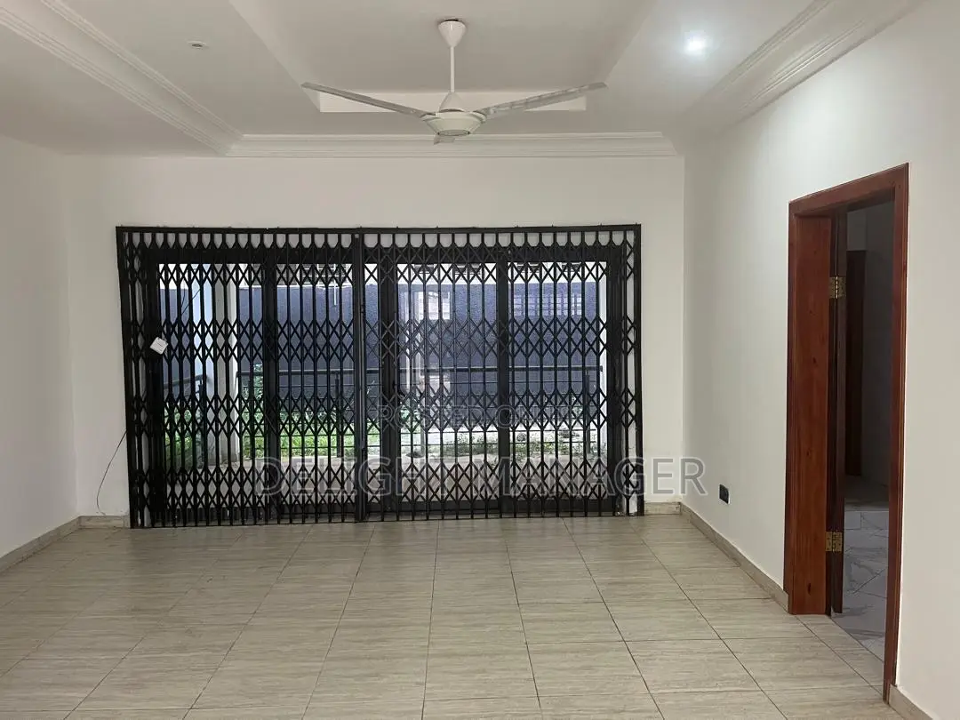 3bdrm House in Delight Estate, East Legon for rent in East Legon
