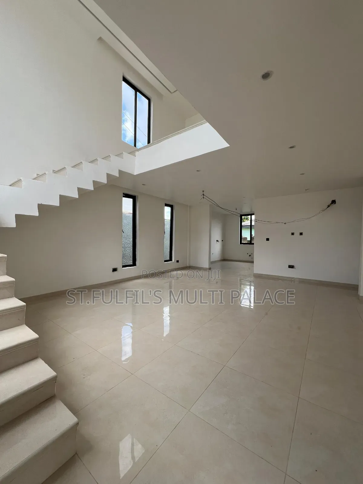 4bdrm Townhouse/Terrace in 2Mins Away From The, Adenta for sale in Adenta