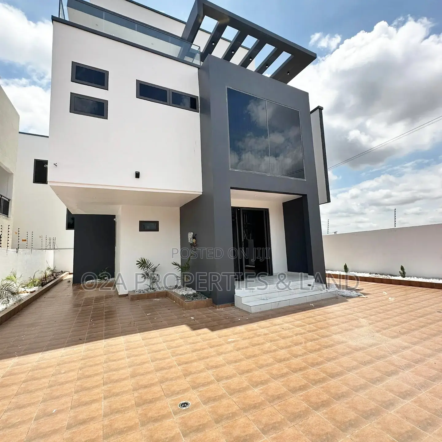 3bdrm House in Lakeside Estate for sale in Lake Side Estate