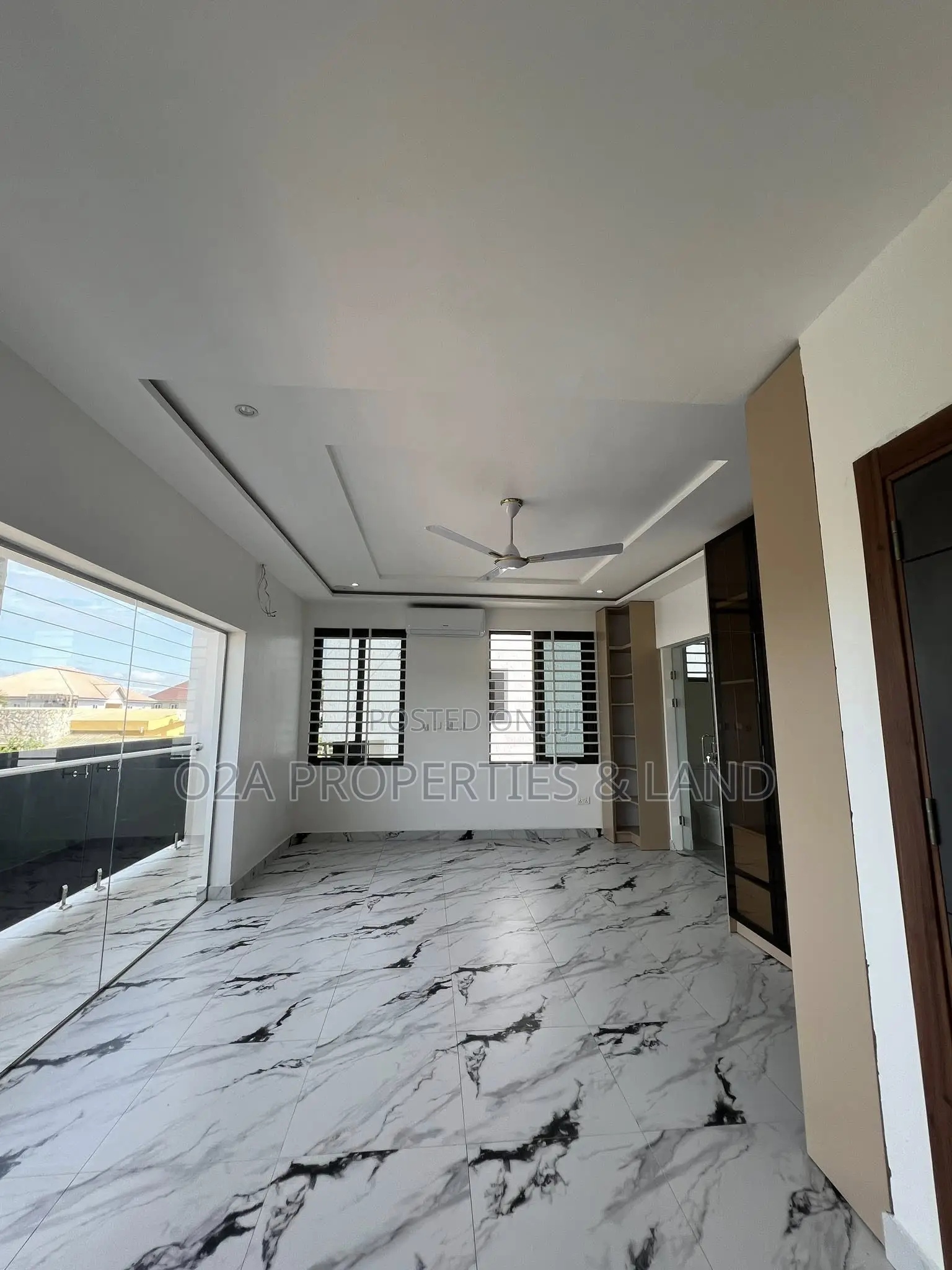 3bdrm House in Ashaley Botwe, Lake Side Estate for sale in Lake Side Estate