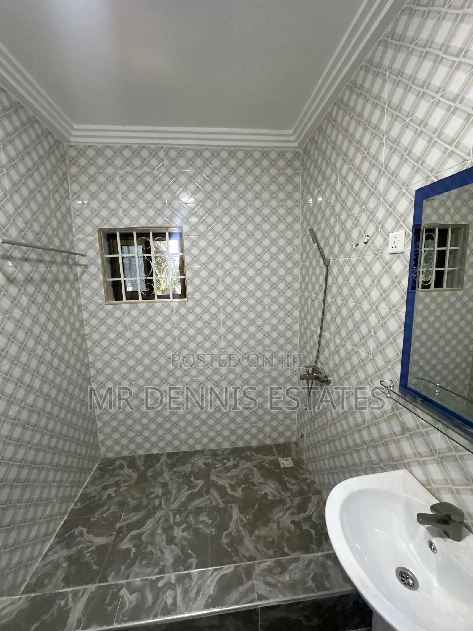 2bdrm Apartment in Weija, Old Barrier for rent in Old Barrier