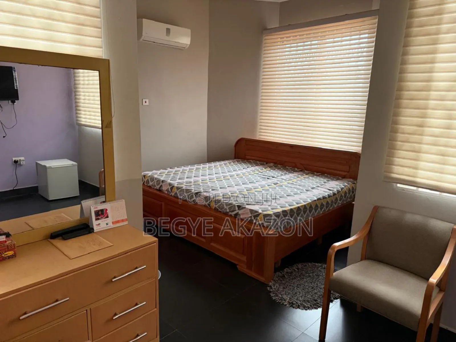 8bdrm House in Begye Akazon, Old Barrier for sale in Old Barrier