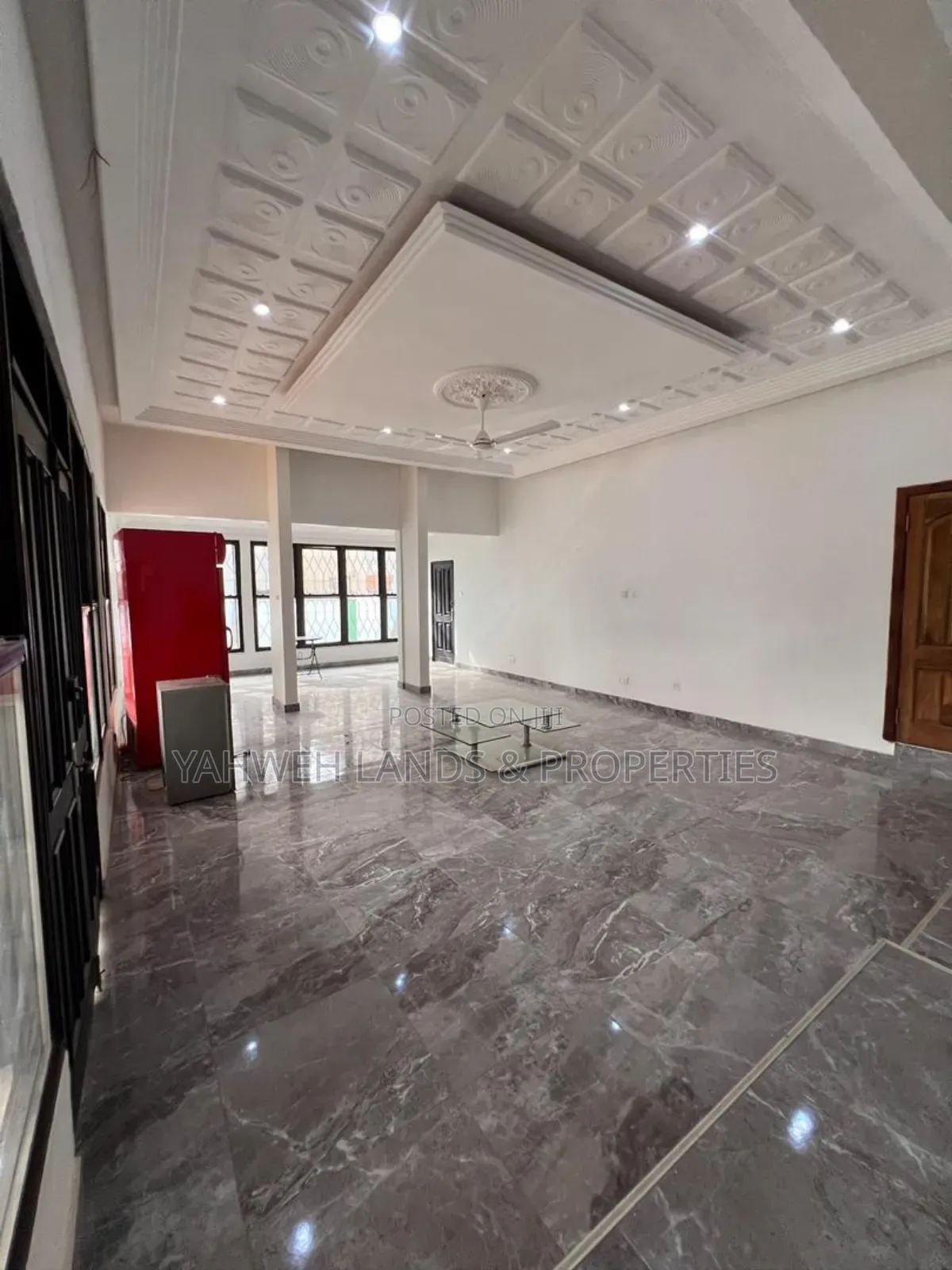 Furnished 5bdrm House in Adenta for rent in Adenta