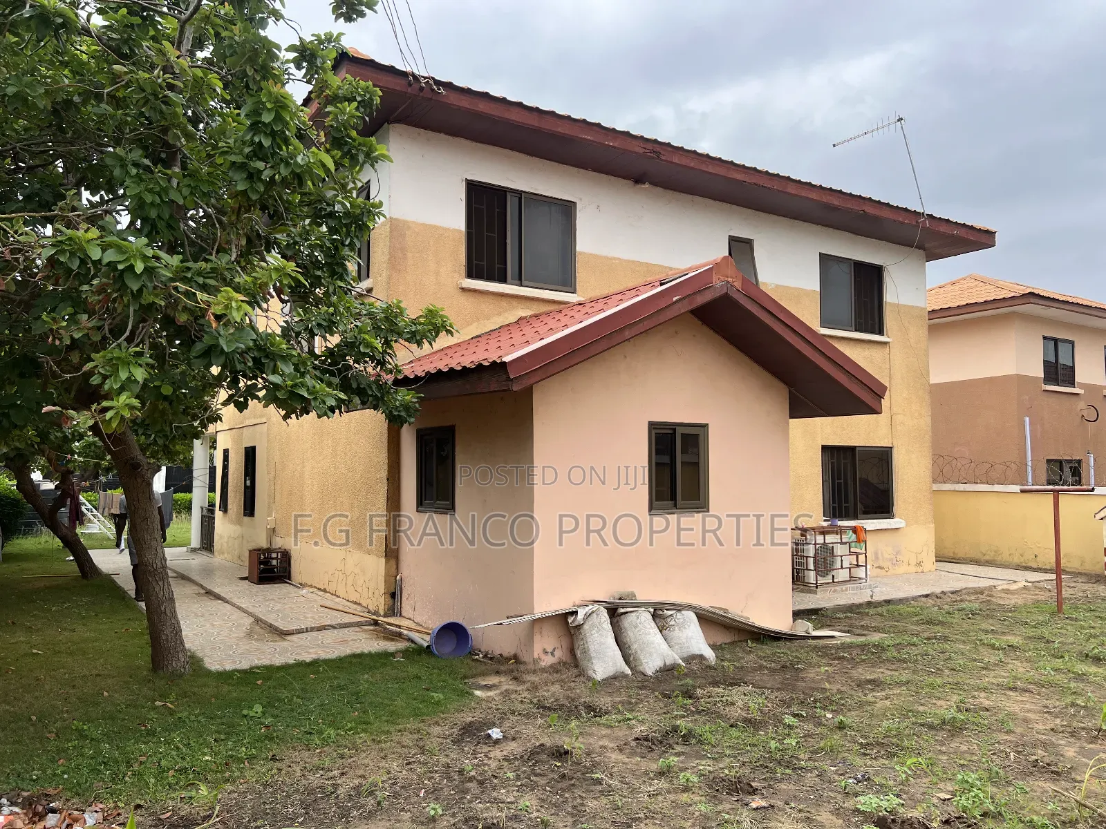 3bdrm House in Kg Franco Properties, Spintex for sale in Spintex