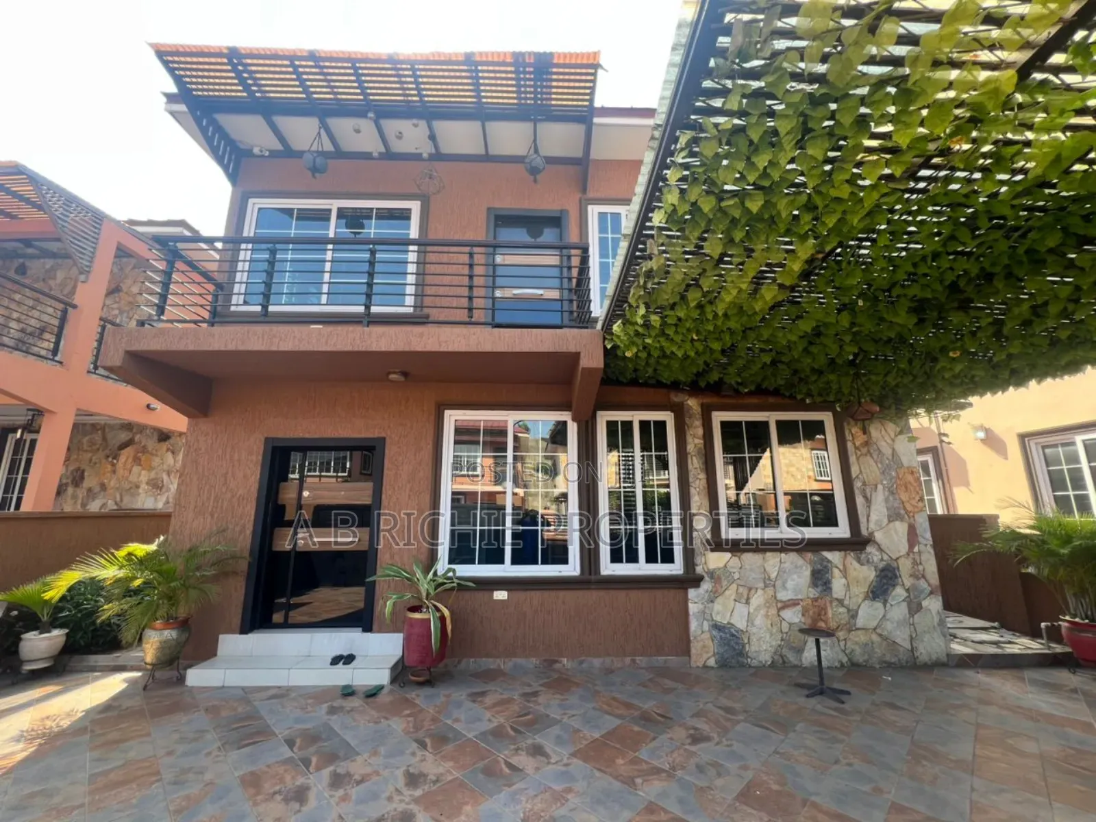 3bdrm House in Ab Richie Properties, Achimota for rent in Achimota