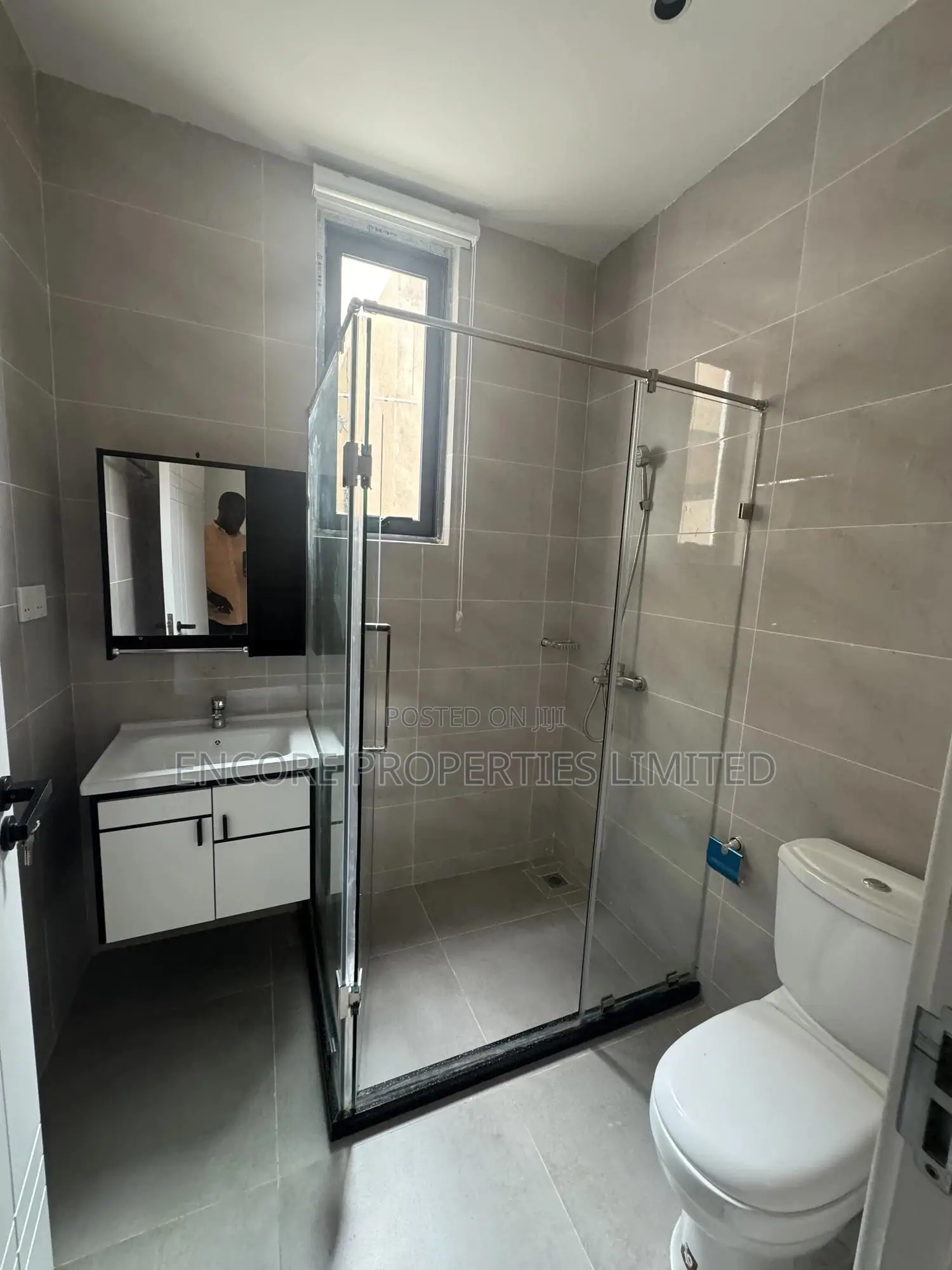 Furnished 2bdrm Apartment in Encore Properties, Burma Camp for rent in Burma Camp