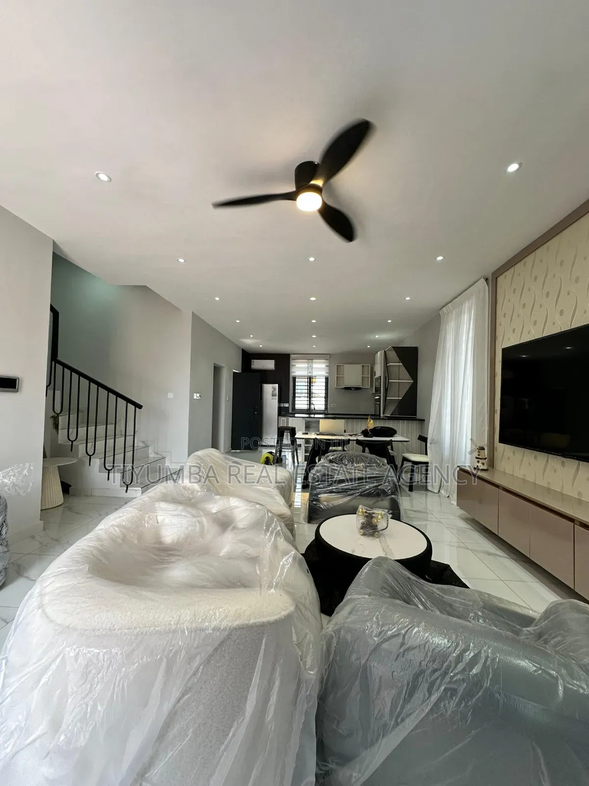 3bdrm Duplex in Tiyumba Agency, Lake Side Estate for sale in Lake Side Estate