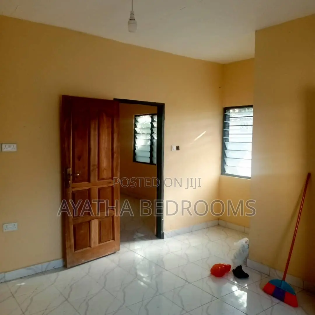 1bdrm Apartment in Modern Properties, New Town for rent in New Town
