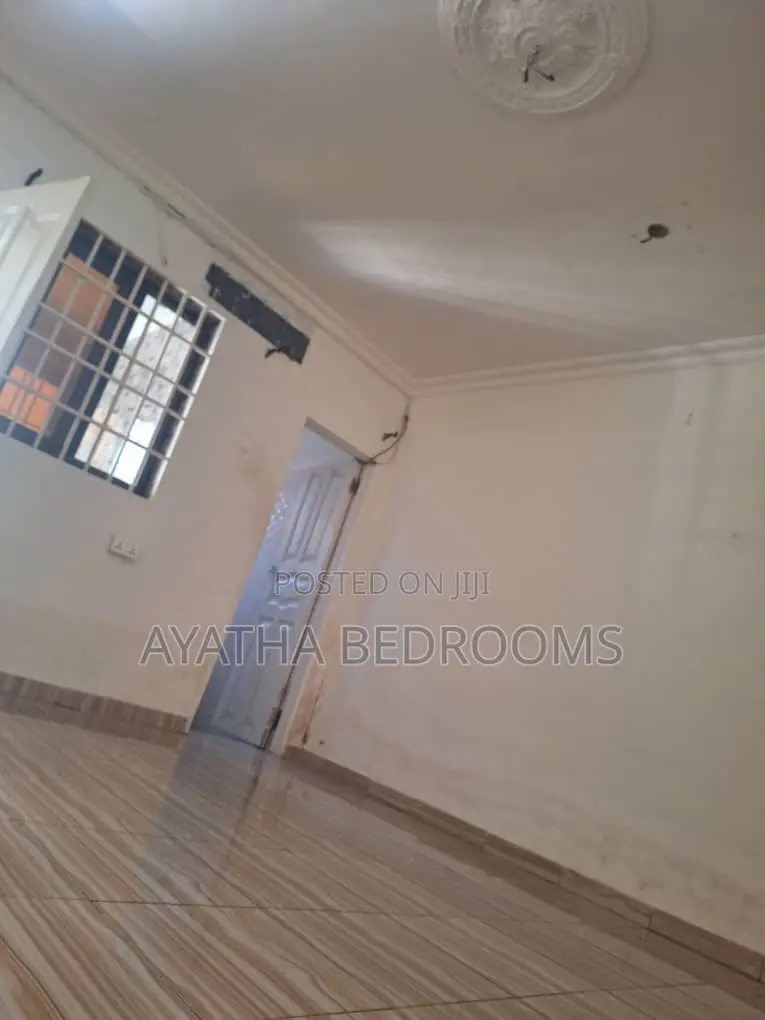 1bdrm Apartment in Modern Properties, Baatsona Total for rent in Baatsona Total