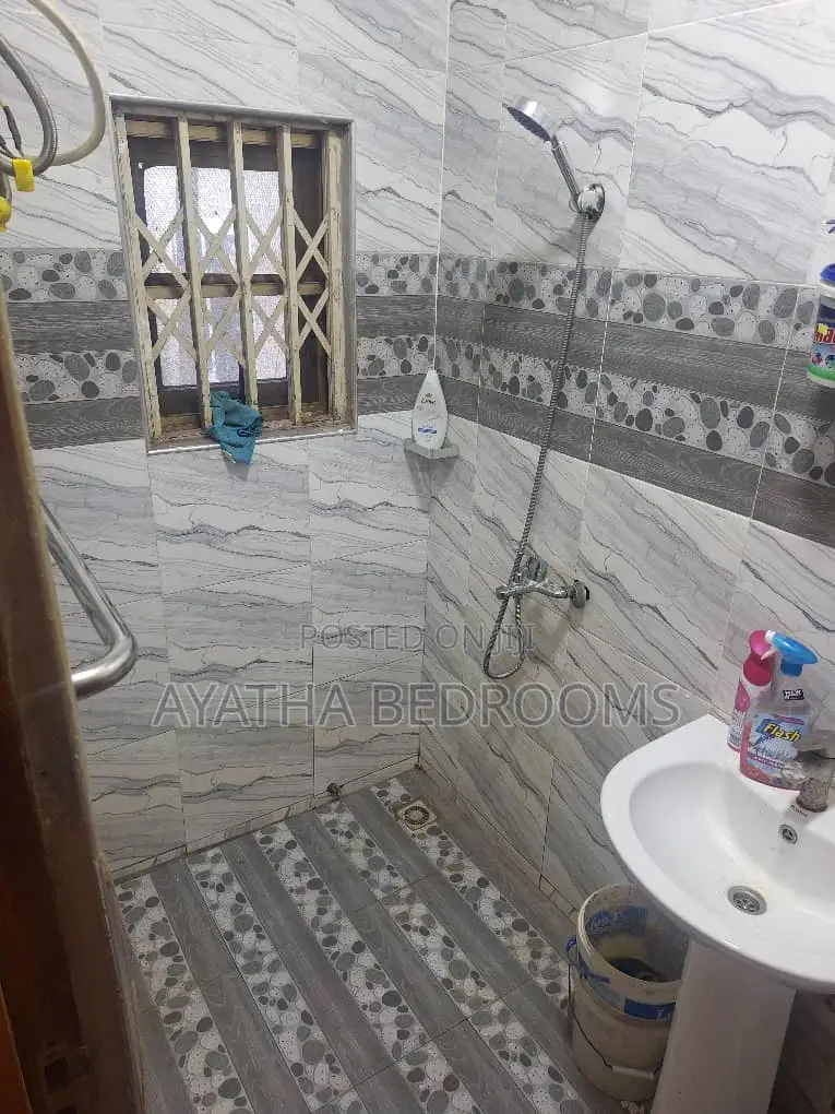 1bdrm Apartment in Modern Properties, New Town for rent in New Town