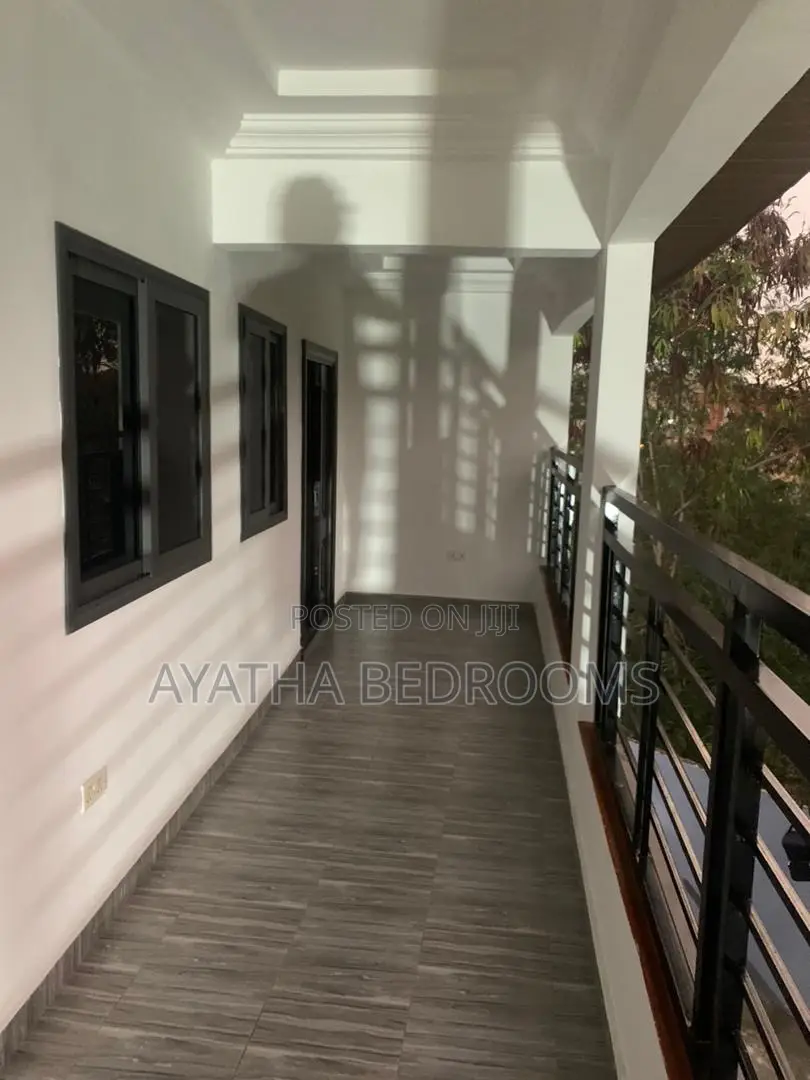 2bdrm Apartment in Modern Properties, New Town for rent in New Town