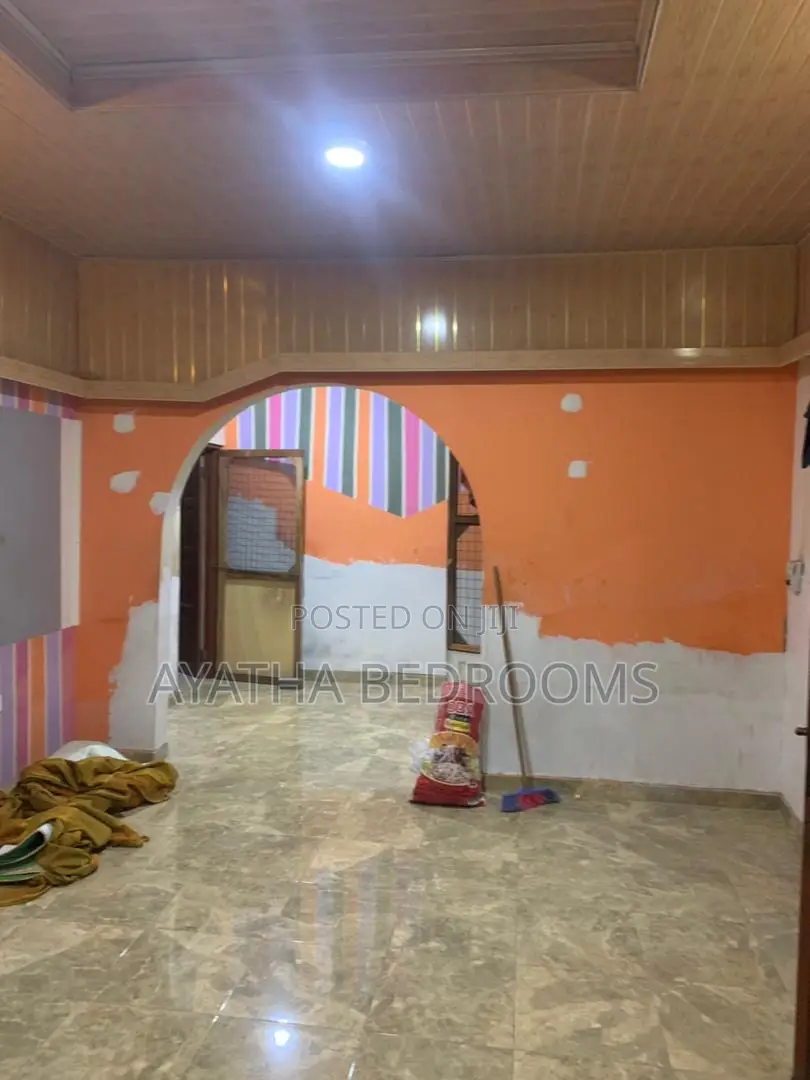 2bdrm Apartment in Modern Properties, New Town for rent in New Town
