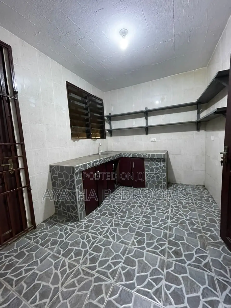 2bdrm Apartment in Modern Properties, New Town for rent in New Town