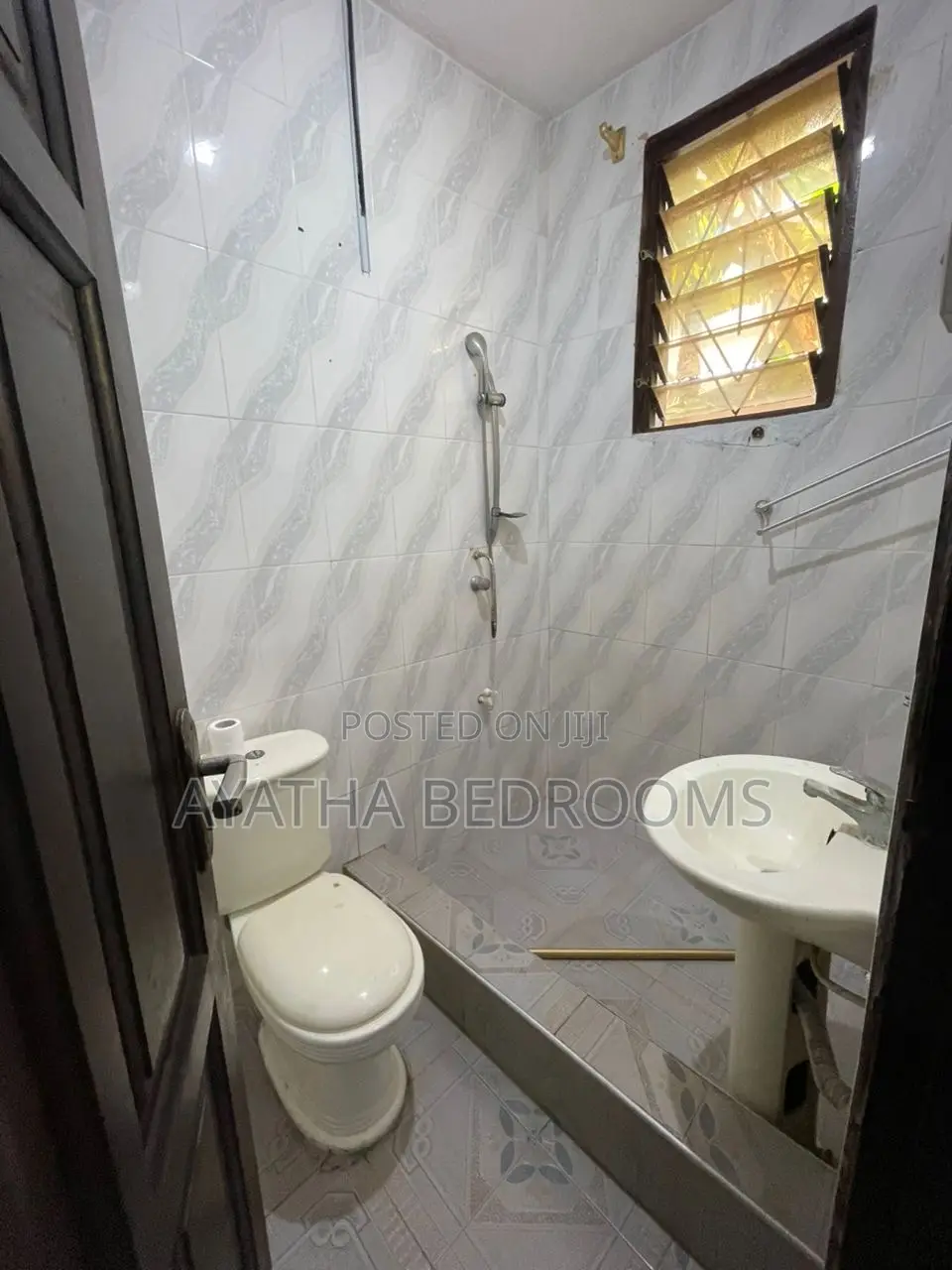 2bdrm Apartment in Modern Properties, New Town for rent in New Town