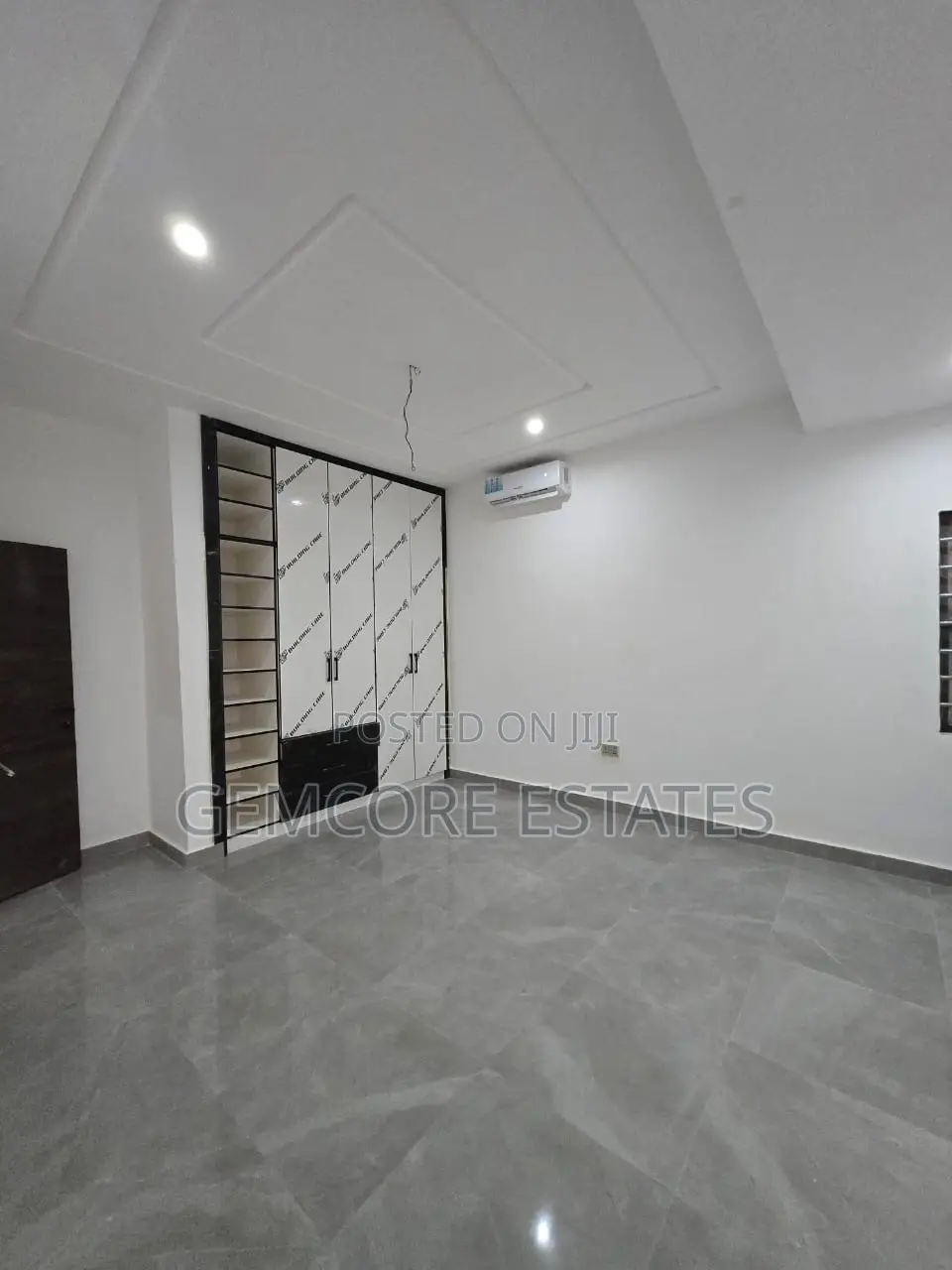 4bdrm House in Lakeside Community 8, East Legon for sale in East Legon
