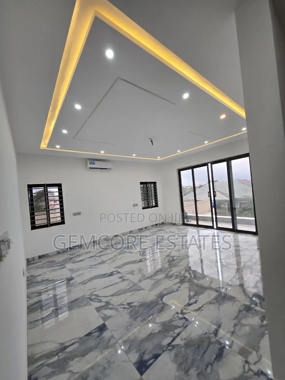 4bdrm House in Lakeside Community 8, East Legon for sale in East Legon