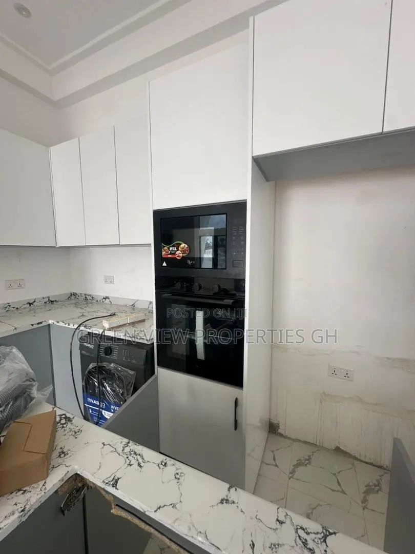 3bdrm House in Old Ashomang for sale in Old Ashomang