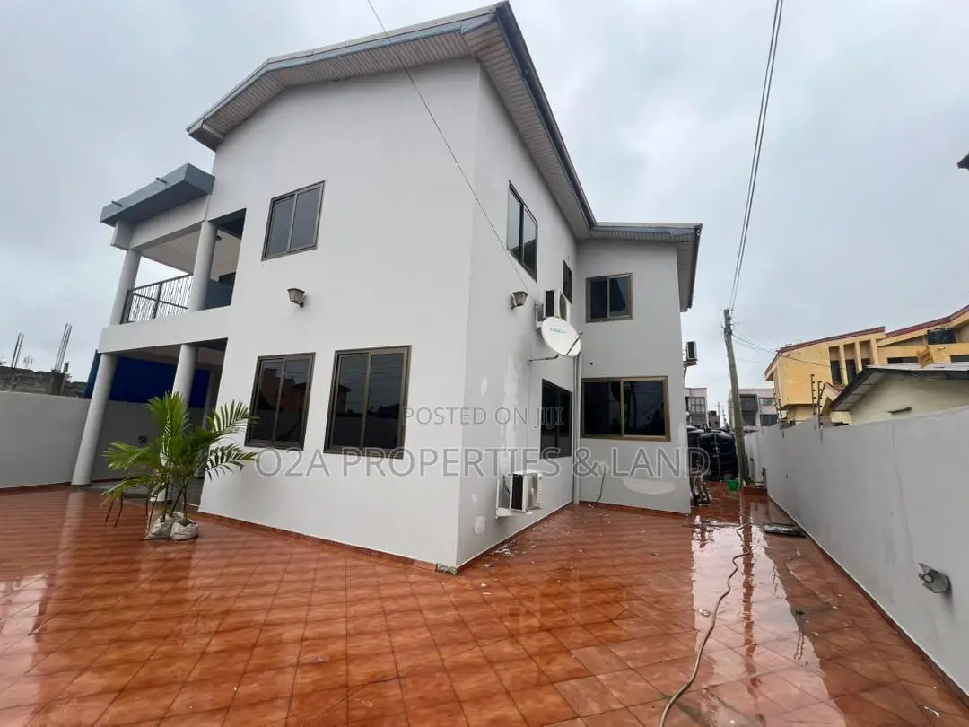 4bdrm House in East Legon, American House for rent in American House