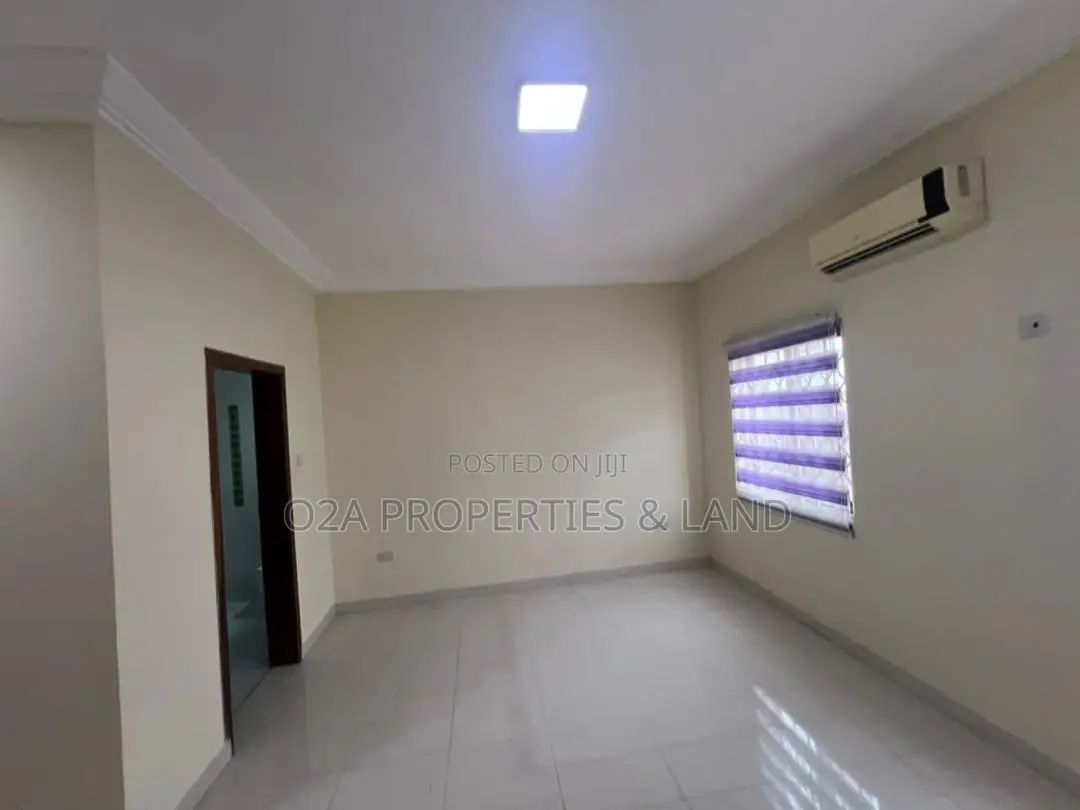 4bdrm House in East Legon, American House for rent in American House