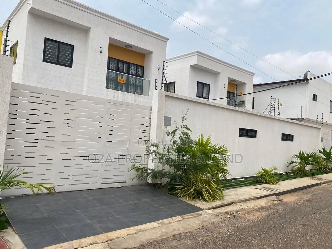 4bdrm House in Spintex, Baatsona Total for sale in Baatsona Total