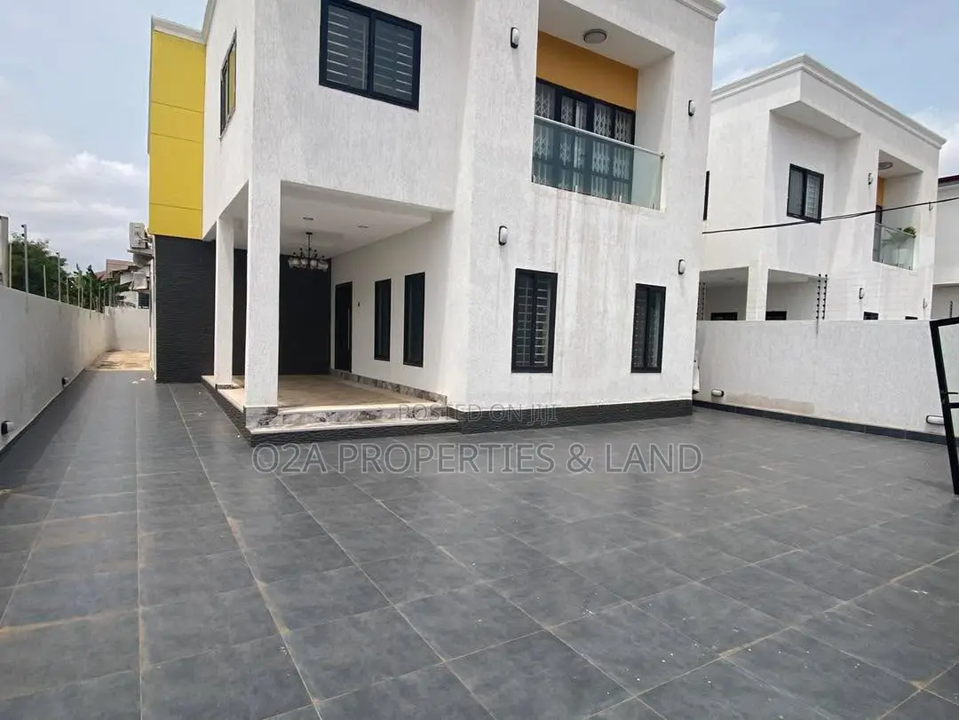 4bdrm House in Spintex, Baatsona Total for sale in Baatsona Total