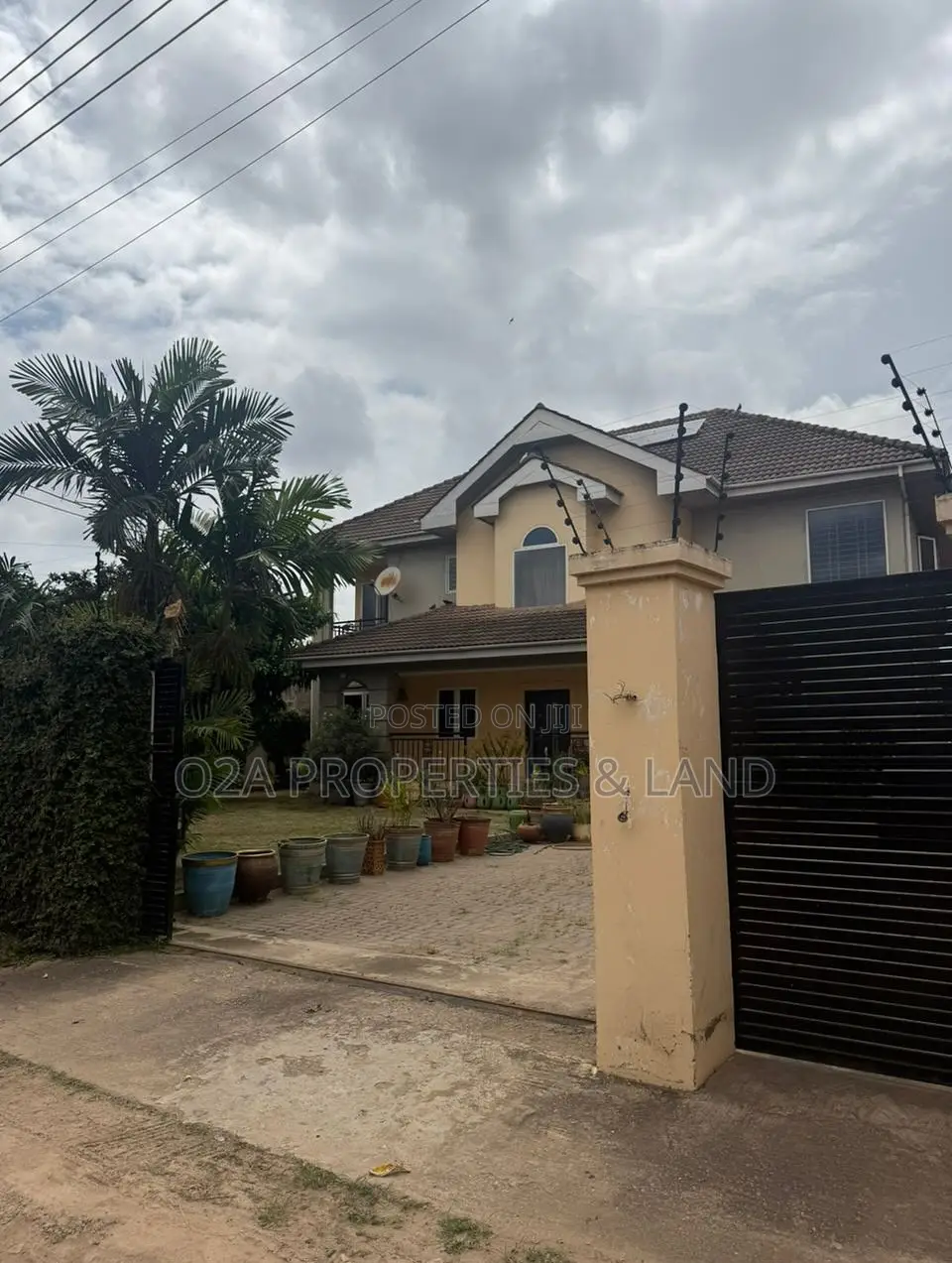 4bdrm House in North Legon for sale in North Legon