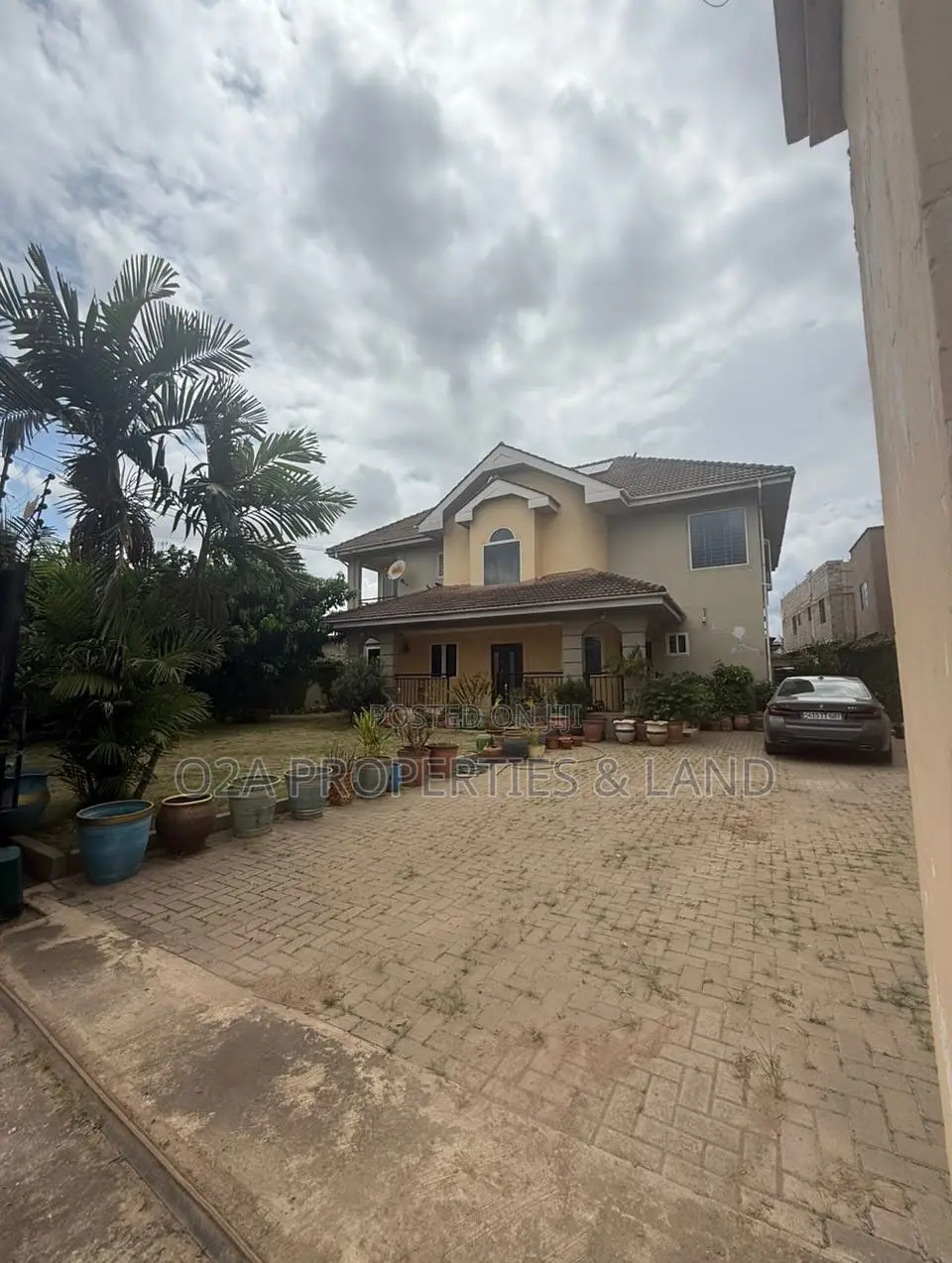 4bdrm House in North Legon for sale in North Legon