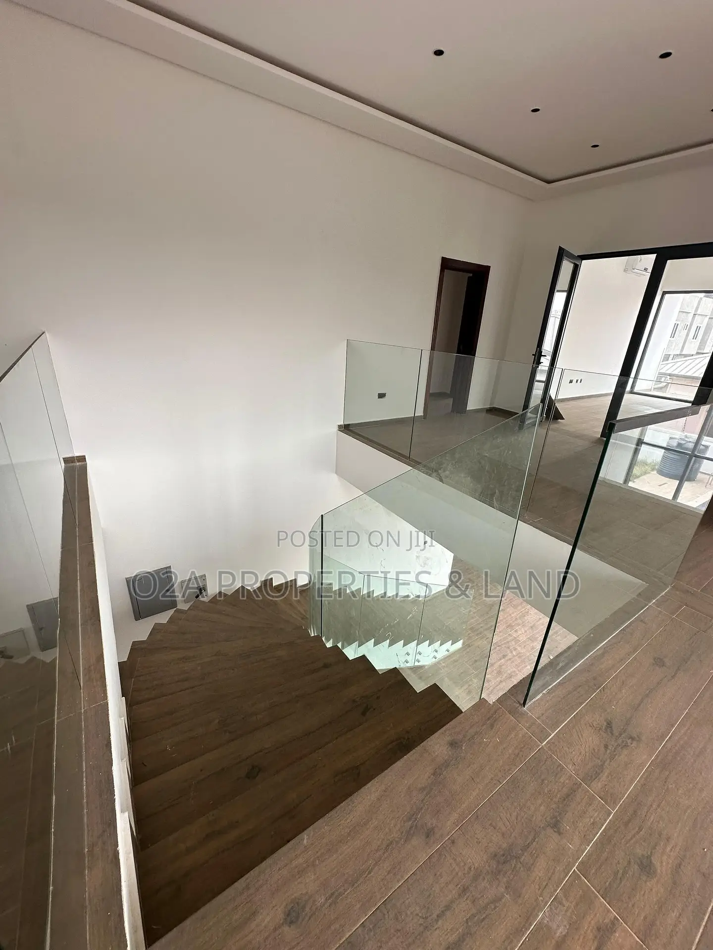 4bdrm House in Lakeside Estate for sale in Lake Side Estate