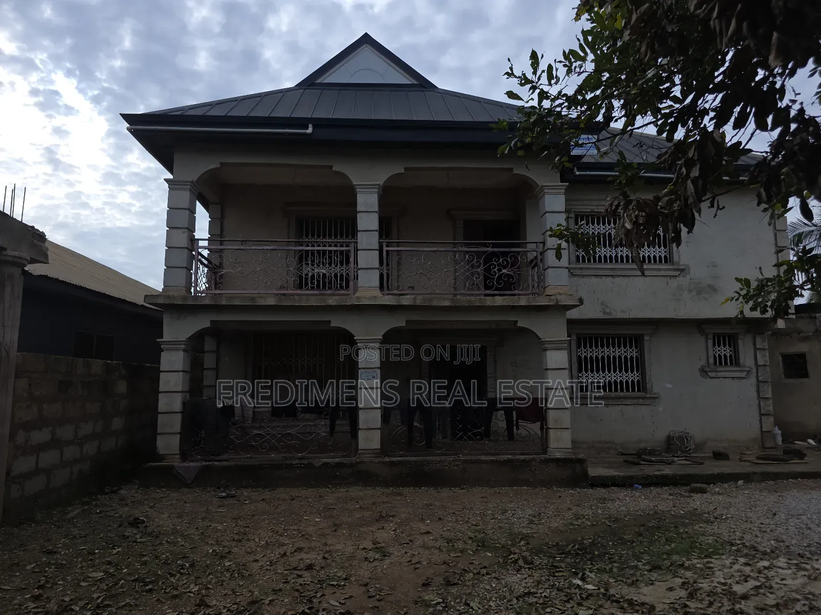 4bdrm House in Fredimens Real, Atwima Kwanwoma for sale in Atwima Kwanwoma