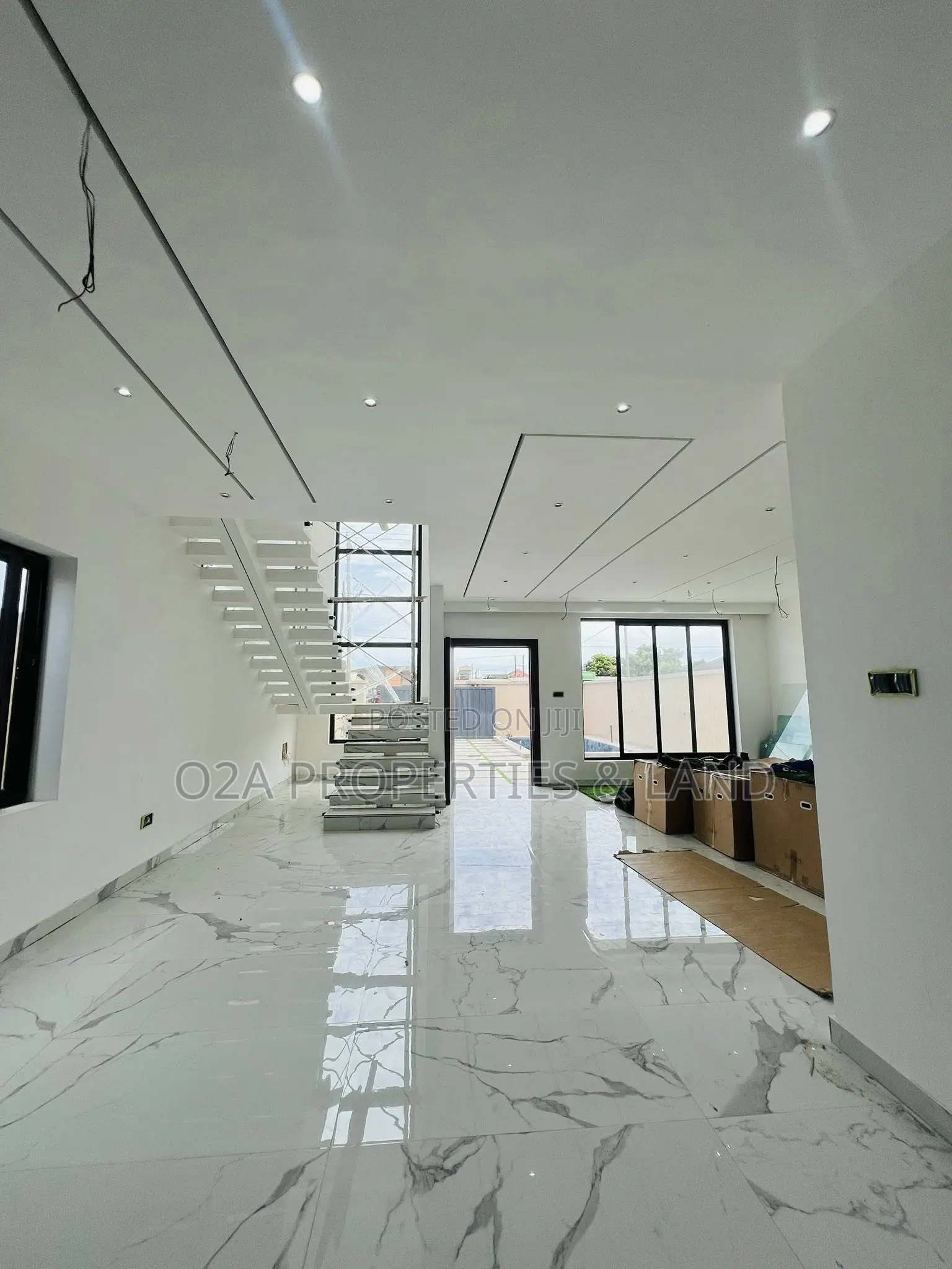 4bdrm House in Ashaley Botwe, Lake Side Estate for sale in Lake Side Estate