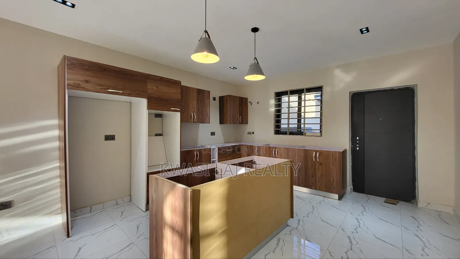 3bdrm House in Bortianor Hills, Weija for sale in Weija