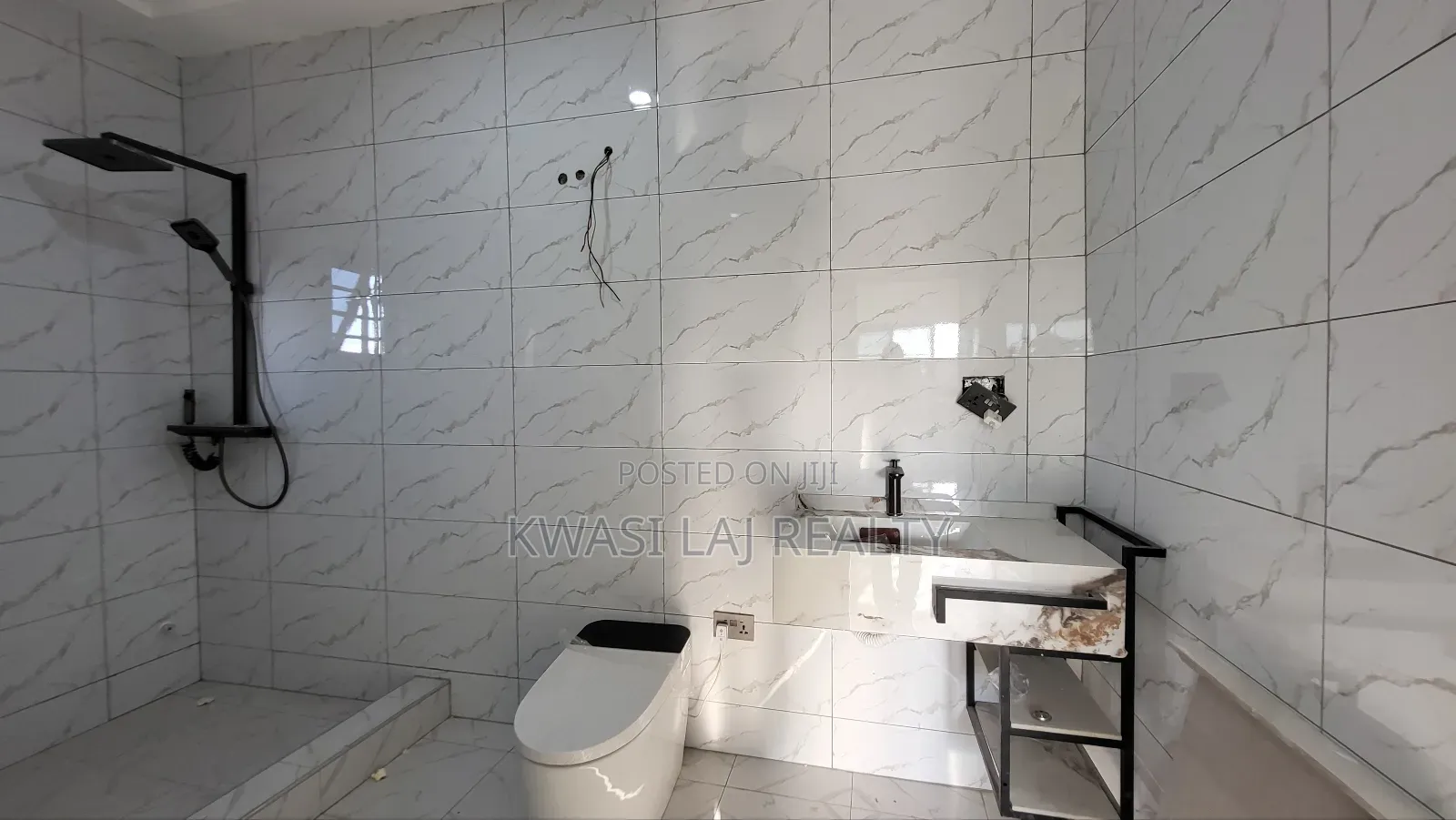 3bdrm House in Bortianor Hills, Weija for sale in Weija