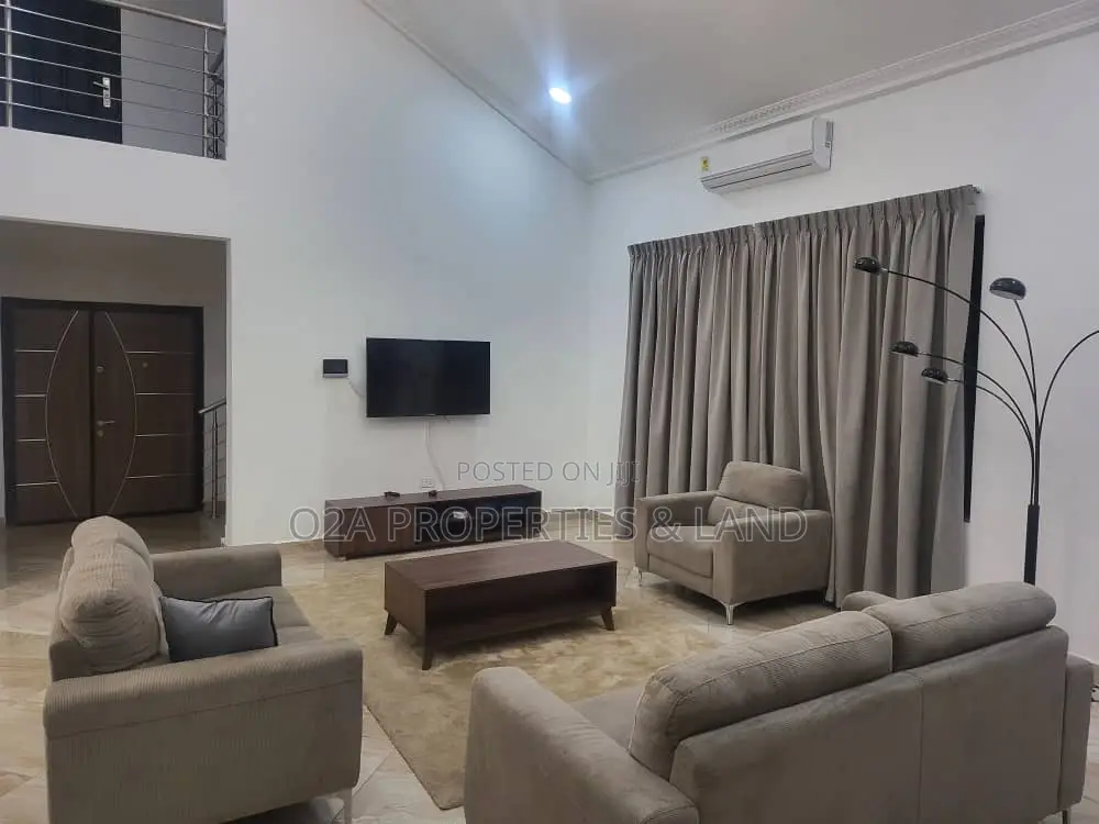 5bdrm House in Airport Residential for rent in Airport Residential Area
