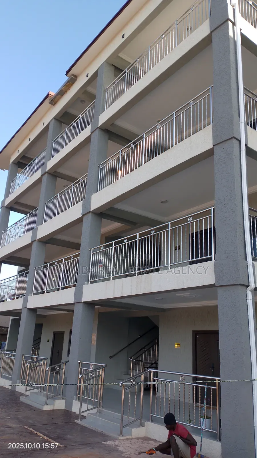 3bdrm Apartment in Tiyumba Real Estate, Haatso for rent in Haatso